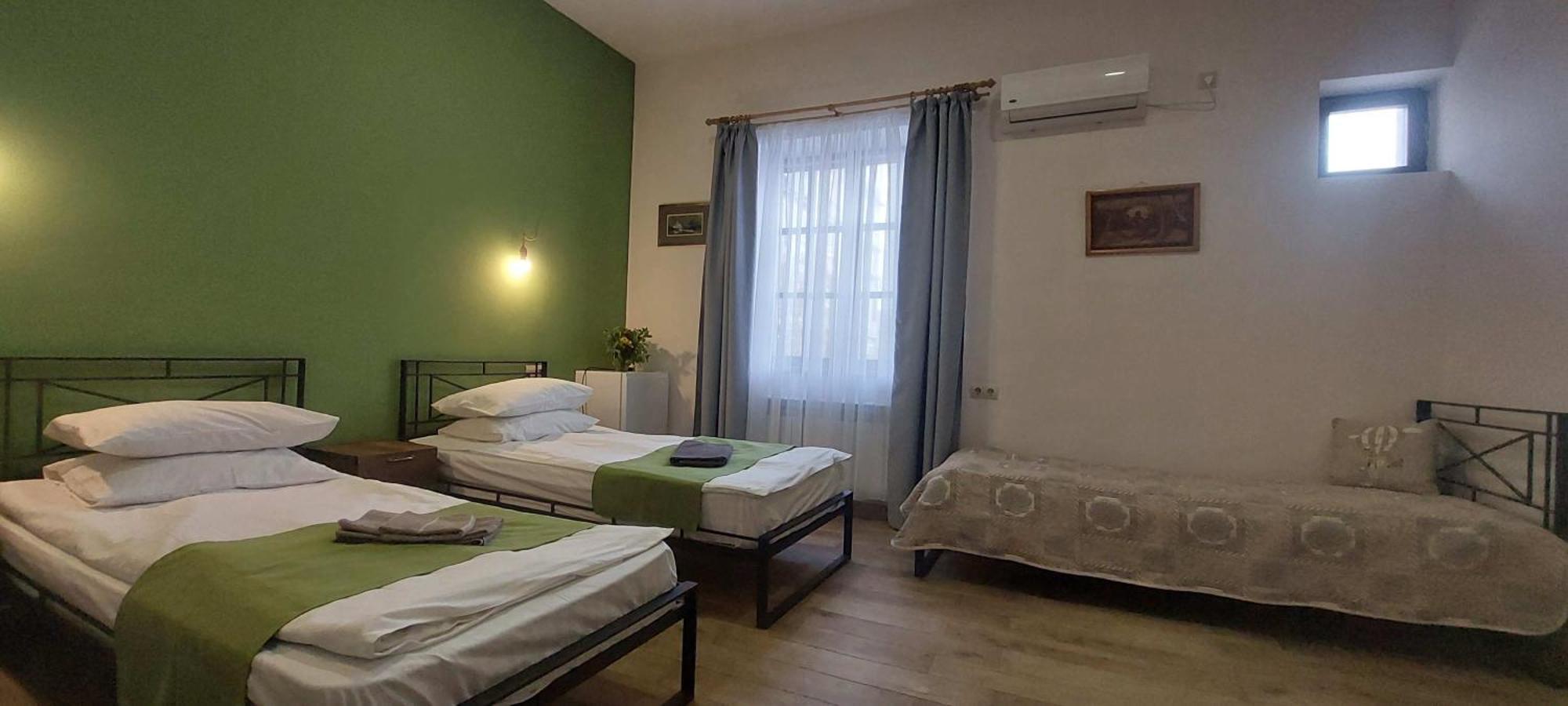Blur Inn Gallery Yerevan Luaran gambar