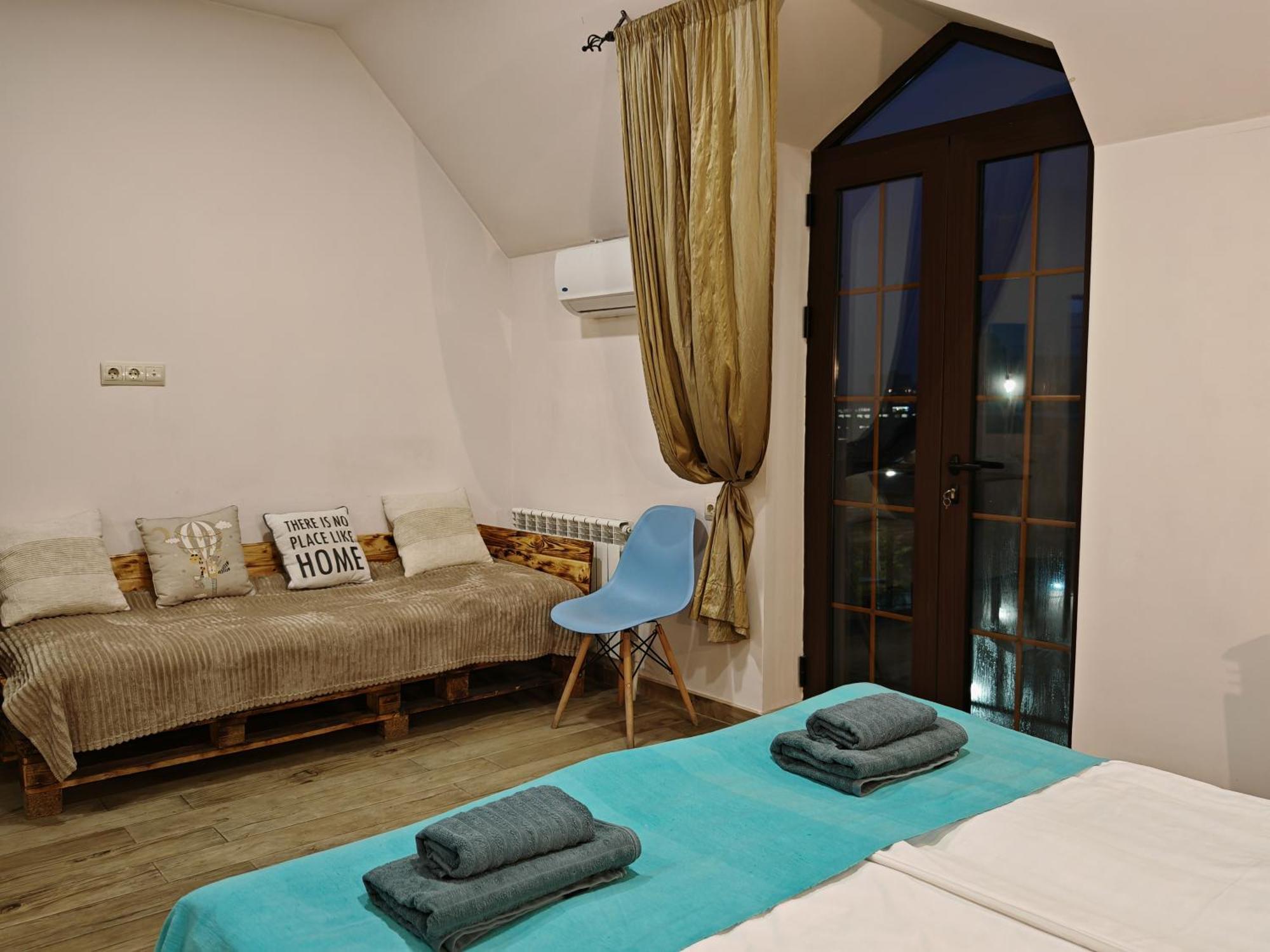 Blur Inn Gallery Yerevan Luaran gambar